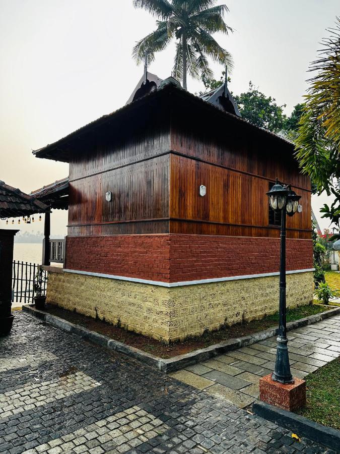 Cherai Lake Resort Cherai Beach Exterior photo